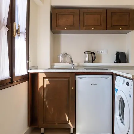 Apartment To Rodi