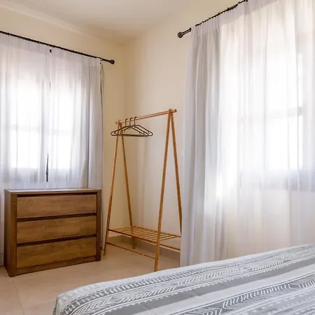 To Rodi * Rhodes City